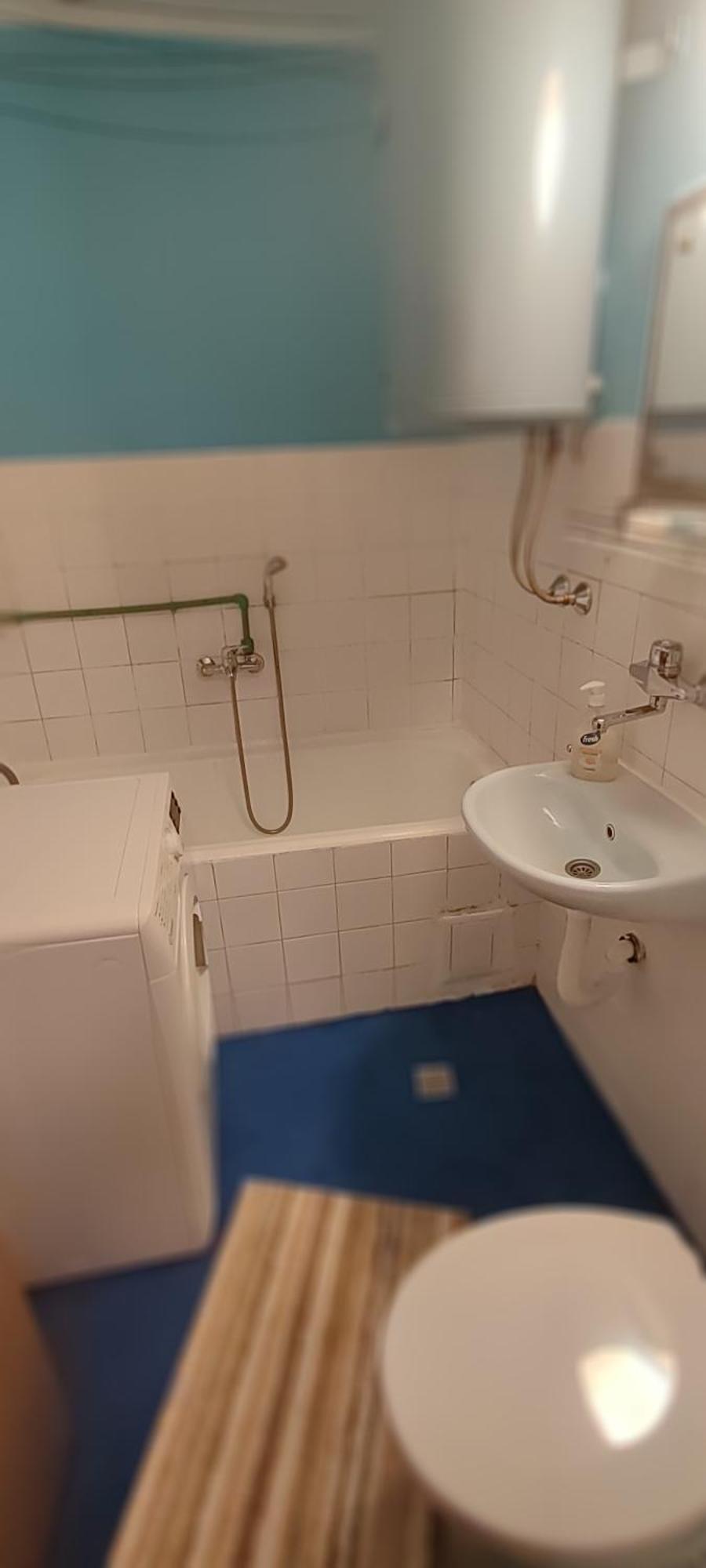 Apartment Station *